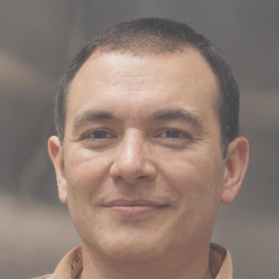 Retrato del instructor Fabricio Mendizábal
